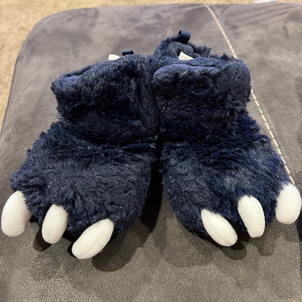 Size XS (3/4) Carters navy monster feet slippers